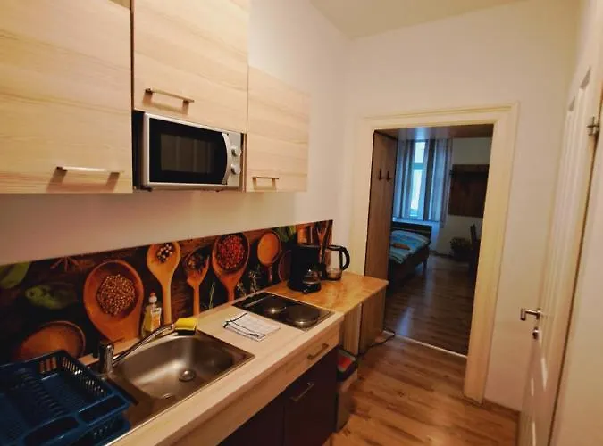 Daire Astoria 10 Minutes To Downtown Long Term Also Possible